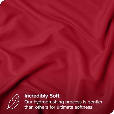 Red Hypoallergenic Microfiber Standard Pillow Sham Set
