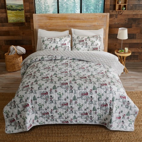 Great Bay Home Winter-Themed Microfiber Reversible Quilt Set with Shams  (King, Enchanted Woods - Blue)