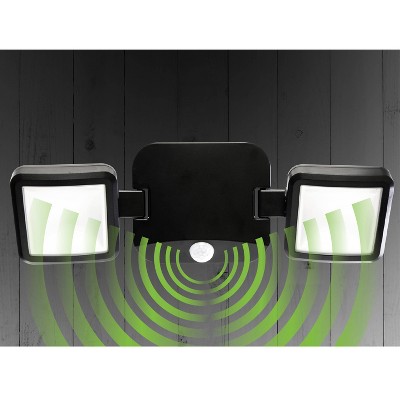 Energizer 600 Lumens Outdoor LED Motion Sensing Dual Head Security Outdoor Wall Light Black_5