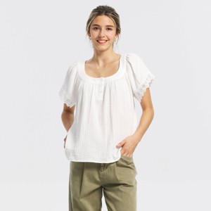 Top de Manga Corta Raglan con Encaje para Mujer - Universal Thread™