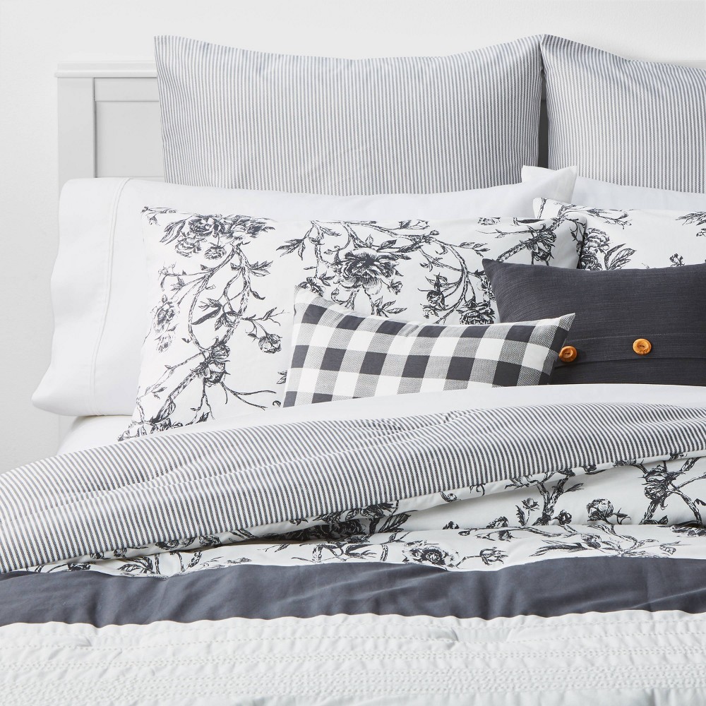King 8pc Brookton Reversible Farmhouse Floral Comforter Set Charcoal - Threshold