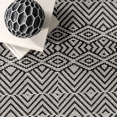 Black Geometric Washable Indoor/Outdoor Area Rug