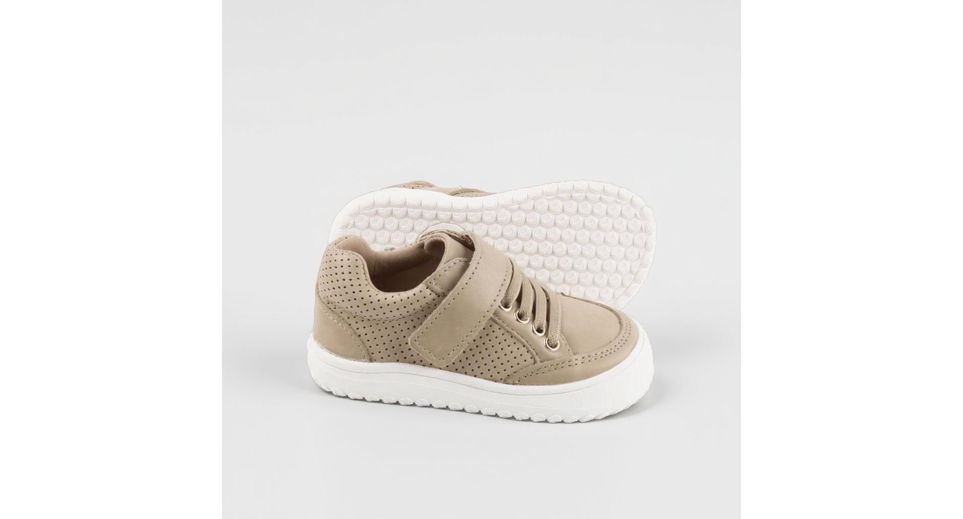 Little Love Bug Company Play Perfect Low Top Sneaker