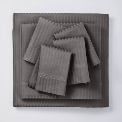 400 Thread Count Damask Solid Sheet Set - Threshold™