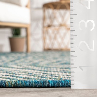Teal and White Synthetic Tribal Geometric 5' x 8' Outdoor Rug
