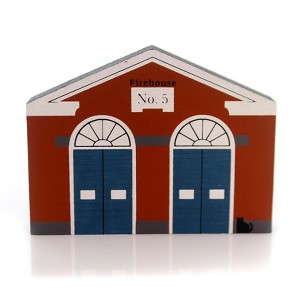 Cat's Meow Village 3.5 Inch Connecticut Avenue Firehouse Building Retired New Old Stock Nos Pine Village Buildings - 1 of 2