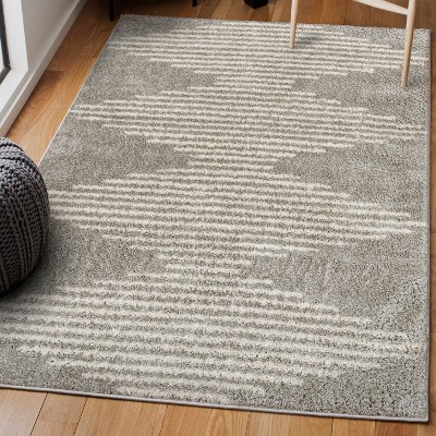 Gray and Ivory Diamond Stripe Geometric Shag Area Rug 4' x 6'