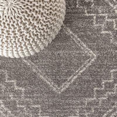 Amir Moroccan Geometric Cream/Gray 5' x 8' Synthetic Area Rug