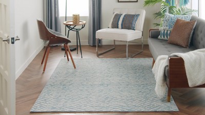 Hand-Tufted Indigo/Ivory Chevron Wool Area Rug - 100"