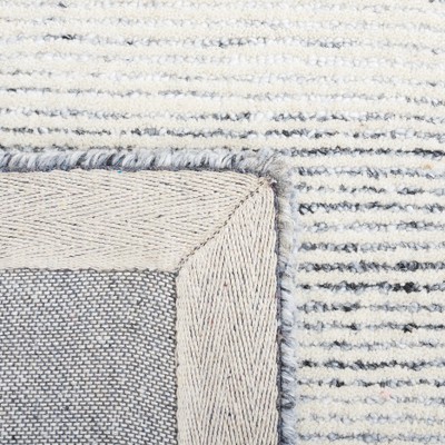 Elegant Hand-Tufted Wool Square Rug in Grey
