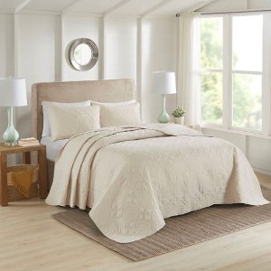 Sapphtopaz 3-Piece Reversible Bedspread Set, Oversized Medallion Quilted Coverlet with Matching Shams, Ultra-Soft Microfiber Fabric Bedding Set - 1 of 4