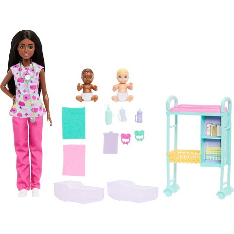 Детские куклы Barbie Careers Baby Doctor Playset with Brunette Fashion Doll, 2 Baby Dolls, Exam Table & Accessories