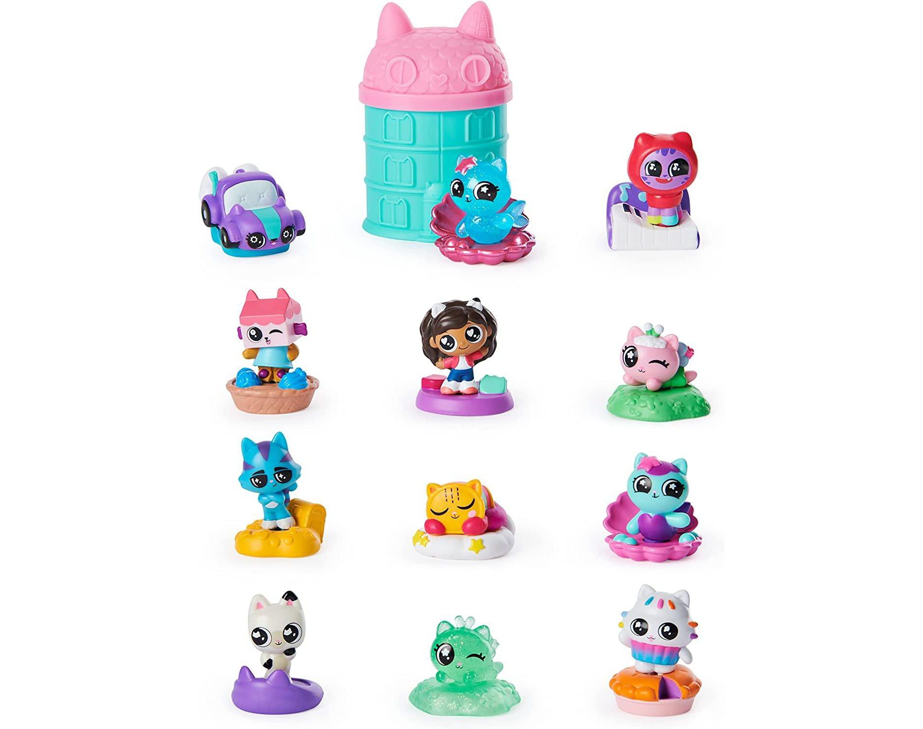 Gabby’s Dollhouse Meow-Mazing Mini Figures 12-Pack, Collectible Kids Toy Set with Kitty Fairy, MerCat, Stands & Play Mat, Ages 3+