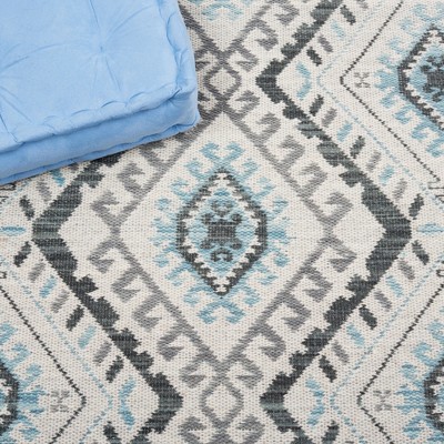 Bohemian Ivory 8' x 10' Hand-Woven Wool & Cotton Area Rug