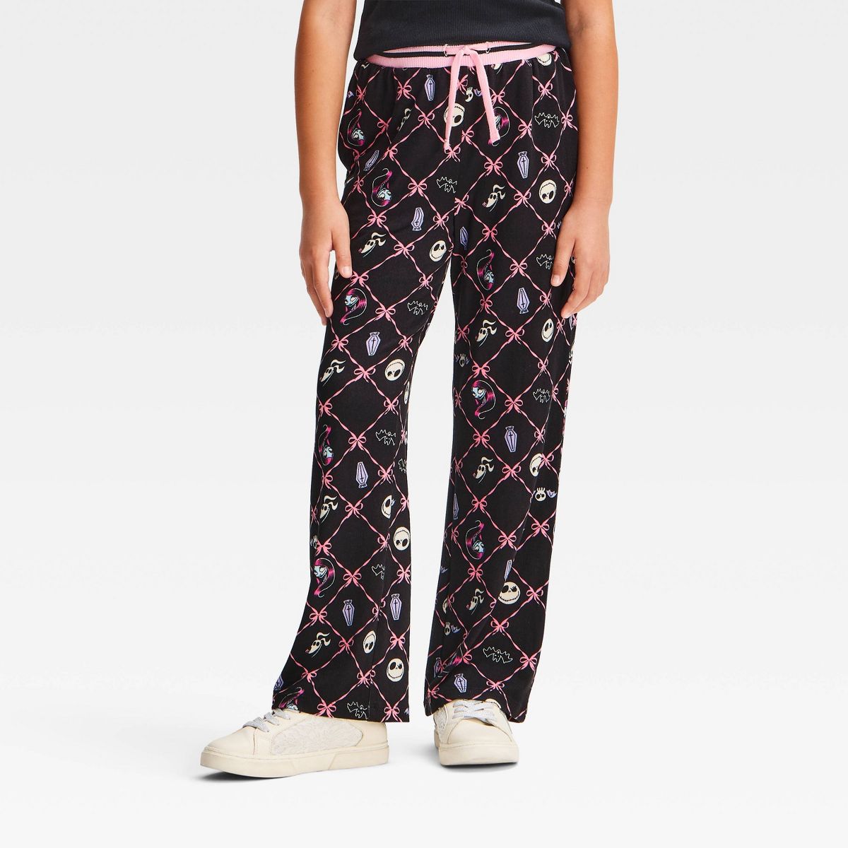 Girls' The Nightmare Before Christmas Halloween Lounge Pants - Black