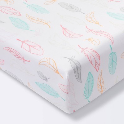 Fitted Crib Sheet Feathers - Cloud Island™ Pink