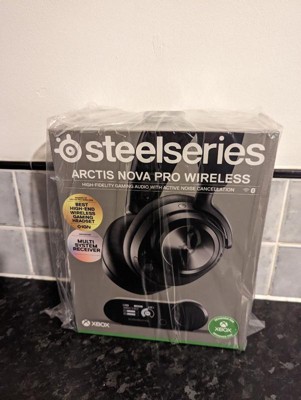 SteelSeries Arctis Nova Pro Wireless (Xbox®) Professional noise-canceling  gaming headset with Bluetooth® and wireless base station for Xbox One, Xbox  Series X/S, Switch, PC, and Mac® at Crutchfield