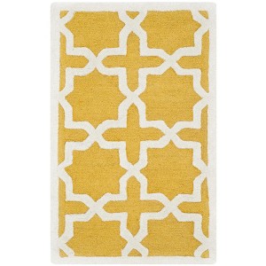 Cambridge CAM125 Tufted Indoor Rug - Safavieh - 1 of 4