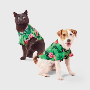 Warm Weather Hawaiian Tropical Dog and Cat Shirt - Boots & Barkley™ Green - 1 of 3