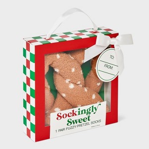 Women's Pretzel Christmas Cozy Crew Socks - Brown/White 4-10 - 1 of 4