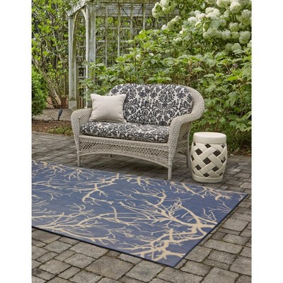 Reversible Blue Synthetic 4' x 6' Easy-Care Outdoor Rug