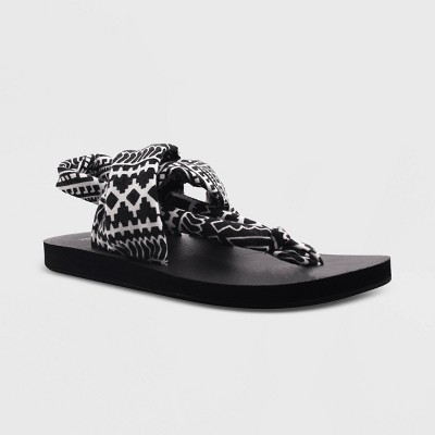 bev slide sandal