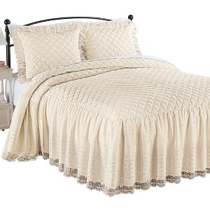 Collections Etc Diamond Quilt Top Vintage Lace Ruffle Skirt Bedspread - 1 of 3
