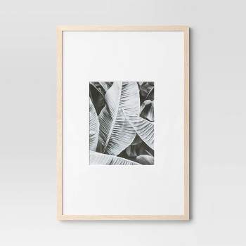 White picture frame, 19.7' x 27.6' - White wood frame 