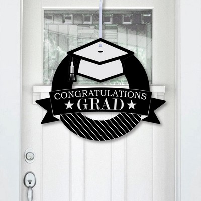 Big Dot of Happiness Graduation Cheers - Outdoor Graduation Party Graduation Party Decor - Front Door Wreath