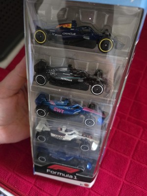 Hot Wheels Racing Fórmula 1 – Pista De Salida Con 2 Coches Metálicos A Escala 1:64, Cuenta Atrás Y Bandera A Cuadros – Sistema Speed Snap Para Ampliar Circuitos