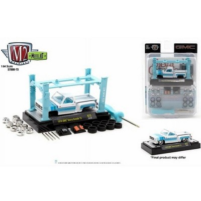 M2 Machines 1976 GMC Sierra Grande 15 Squarebody Model Kit 1:64