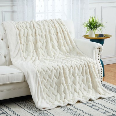 Chevron Plush Jacquard Faux Shearling Fleece Throw Blanket For Couch ...