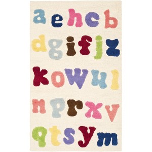 Safavieh Kids SFK389 Hand Tufted Indoor Rug - Safavieh - 1 of 4