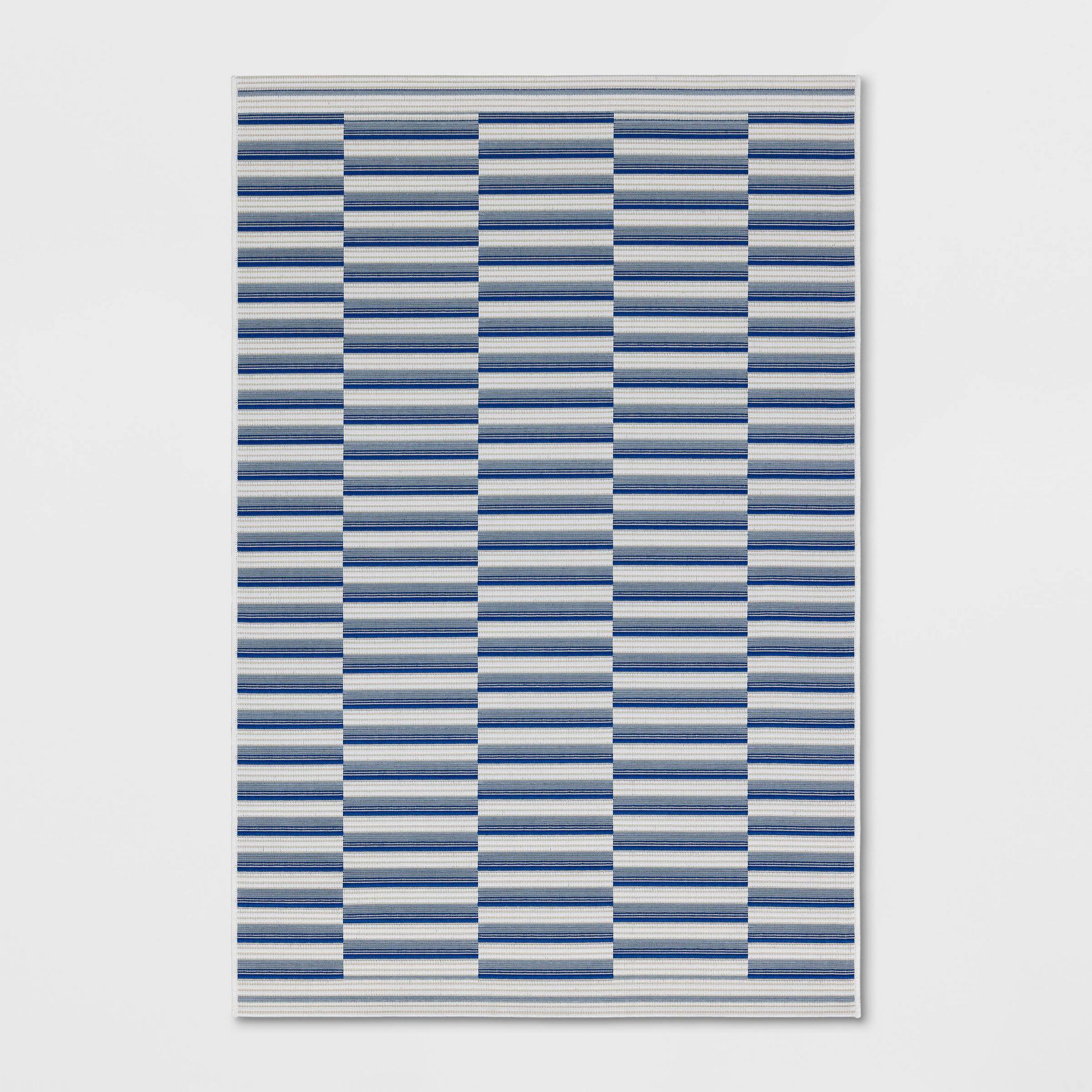 3'11"x5'5" Color Blocked Striped Rectangular Indoor Outdoor Area Rug Blue - Room Essentials™