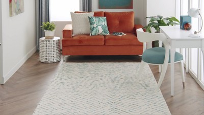 Hand-Tufted Indigo/Ivory Chevron Wool Area Rug - 100"