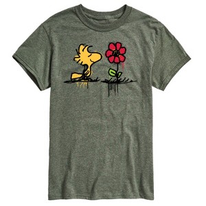 Men's - Peanuts - Woodstock Rose Short Sleeve Graphic T-Shirt - 1 of 4