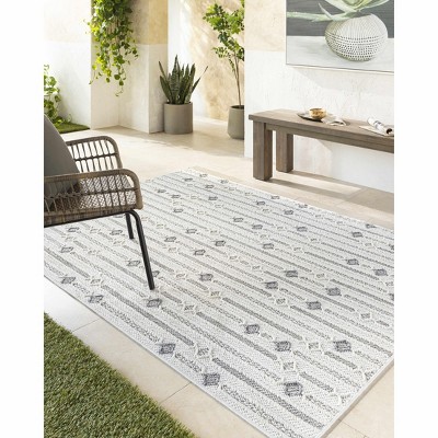 Hauteloom Niara Area Rug