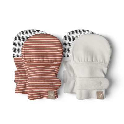 Image of Goumi Stay On 2-Pack Mitts - Clay Stripe + Cloud 0-3M