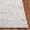 Jardin JAR226 Hand Tufted Rugs - Safavieh - 3 of 4