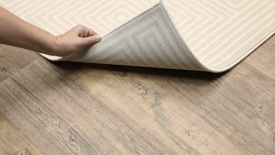 Ivory Geometric Rectangular Synthetic Area Rug 5'3" x 7'6"