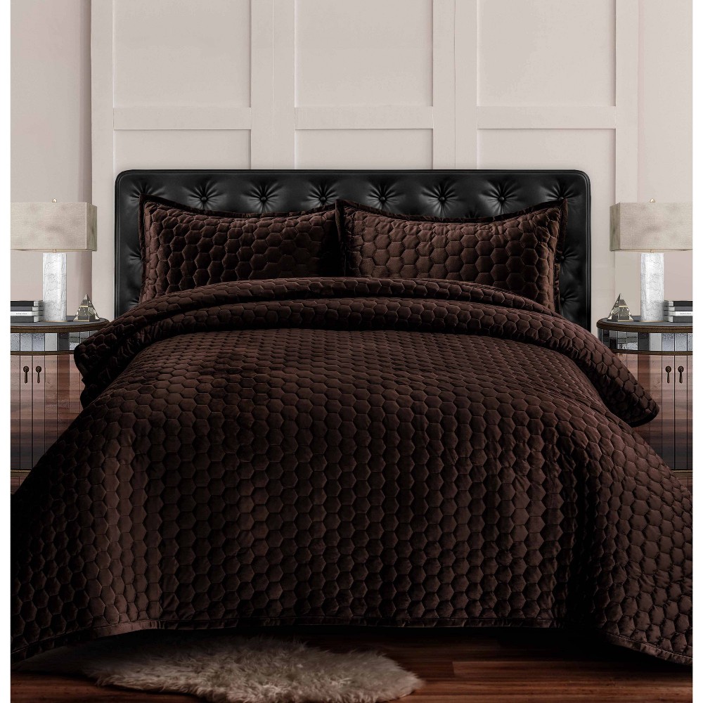 Photos - Duvet 3pc Queen Lugano Honeycomb Velvet Oversized Solid Quilt Set Chocolate - Tr