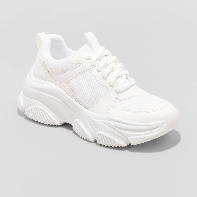 White gym shoes store womens