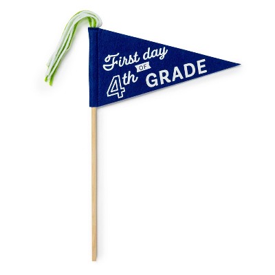 Felt Pennants 4th Grade - Bullseye's Playground™