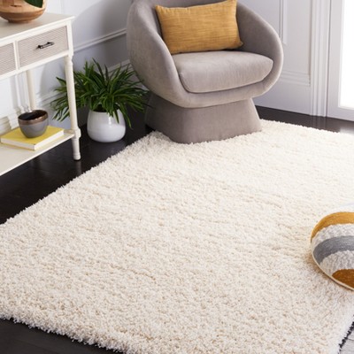 Coastal Comfort Ivory Shag Rug 5'3" x 7'6" Synthetic Blend