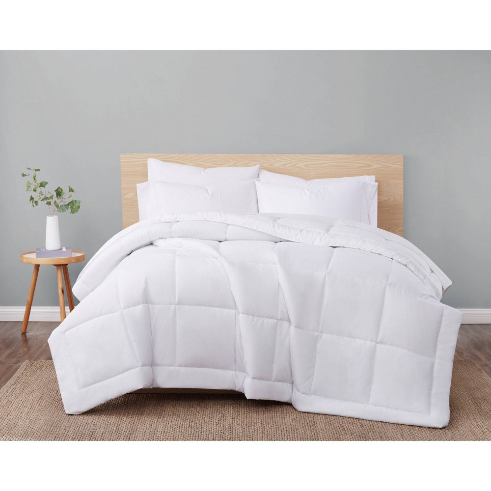 London Fog Super Soft Full/Queen Down Alternative Comforter