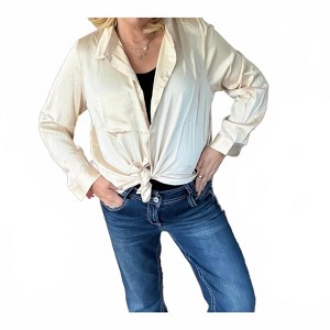 Women's Effortlessly Iconic Button Down Top - Plus - SKIES ARE BLUE - 1 of 3
