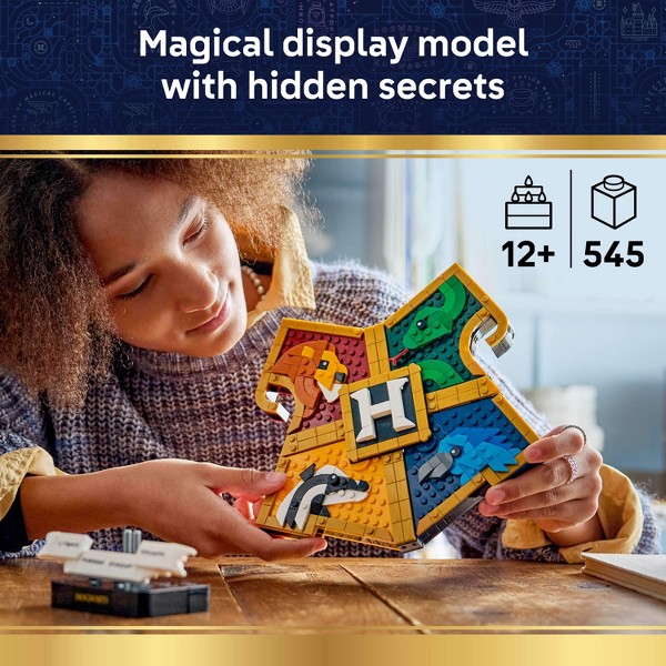 LEGO Harry Potter Escudo de la Casa Hogwarts 76462 2