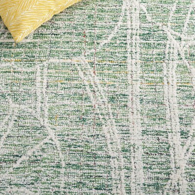 Green and Ivory Floral Hand-Tufted Wool Area Rug, 5' x 8'