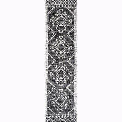 Boho-Chic Black and Ivory Tribal Medallion Washable Area Rug