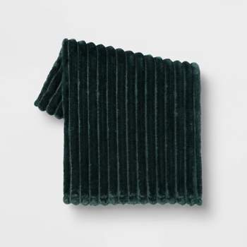 Ribbed Plush Throw Blanket - Room Essentials™